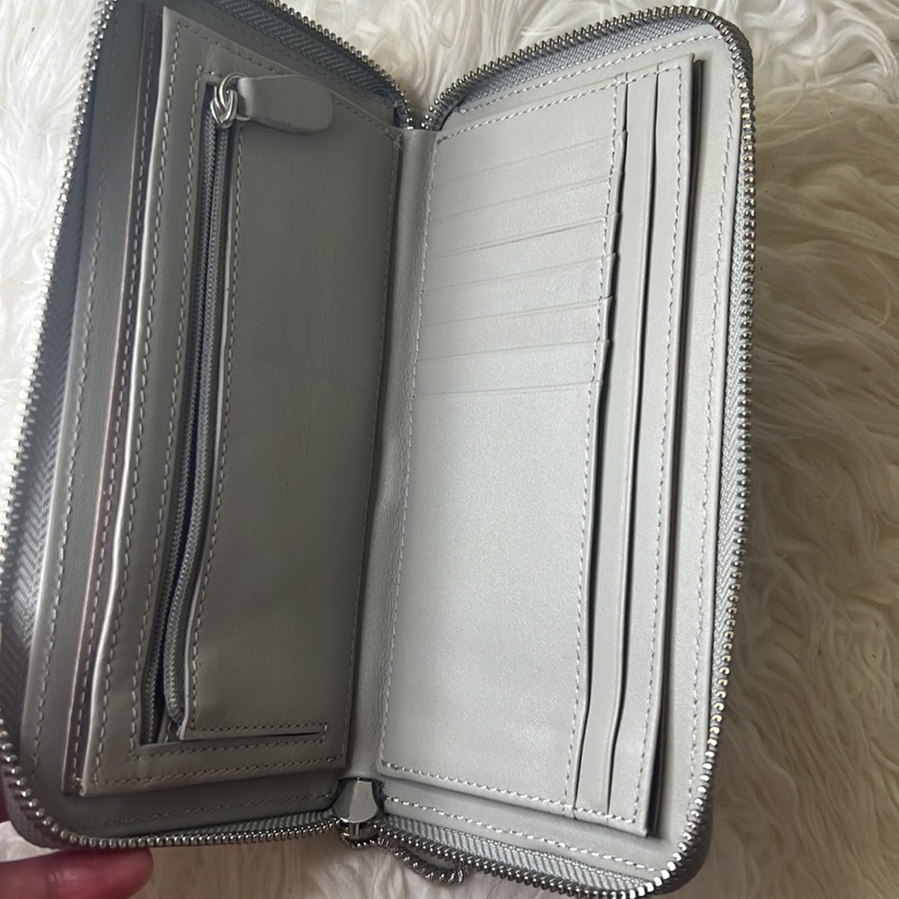 Judith Ripka wallets - Picture 5 of 6